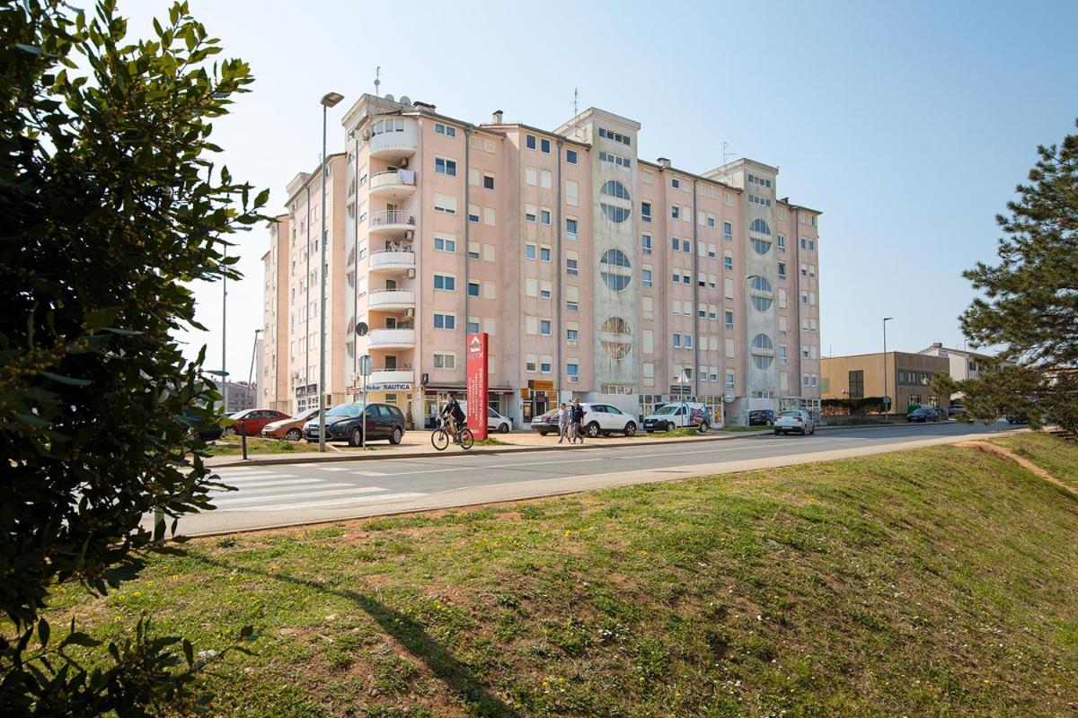 Apartment Aston Пула Экстерьер фото
